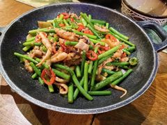 -迪拜杭州风味音乐餐厅(杭州首店 湖滨步行街店)