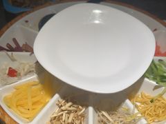 -怪噜范·贵阳小吃大排档旗舰店(世纪金源店)