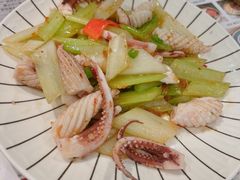 XO酱西芹炒鲜鱿-新宝餐厅(流塘店)