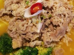 黄汁酸汤浸肥牛-港丽餐厅(高德置地店)