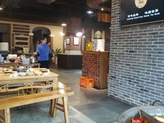 -白乐天毛肚火锅馆(南滨路店)