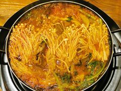 -喇喇排骨火锅·传统韩式脊骨汤(望京西园总店)