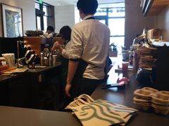 -星巴克(新达汇三林店)