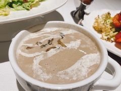 奶香蘑菇汤-俄士厨房(五棵松华熙LIVE店)