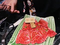 -山川小町·极番烧肉(新地假日广场店)