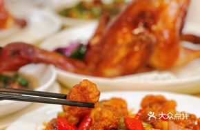 Pineapple Stir-fried Pork Ribs