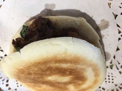 牛肉夹馍-塔哈尔·新疆盛宴(城西银泰店)