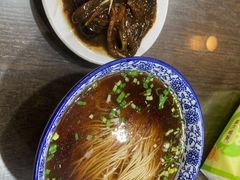 红汤面底-裕兴记•蟹黄面馆(人民广场店)