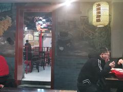 -蓝田九大碗民俗食府(蓝田店)