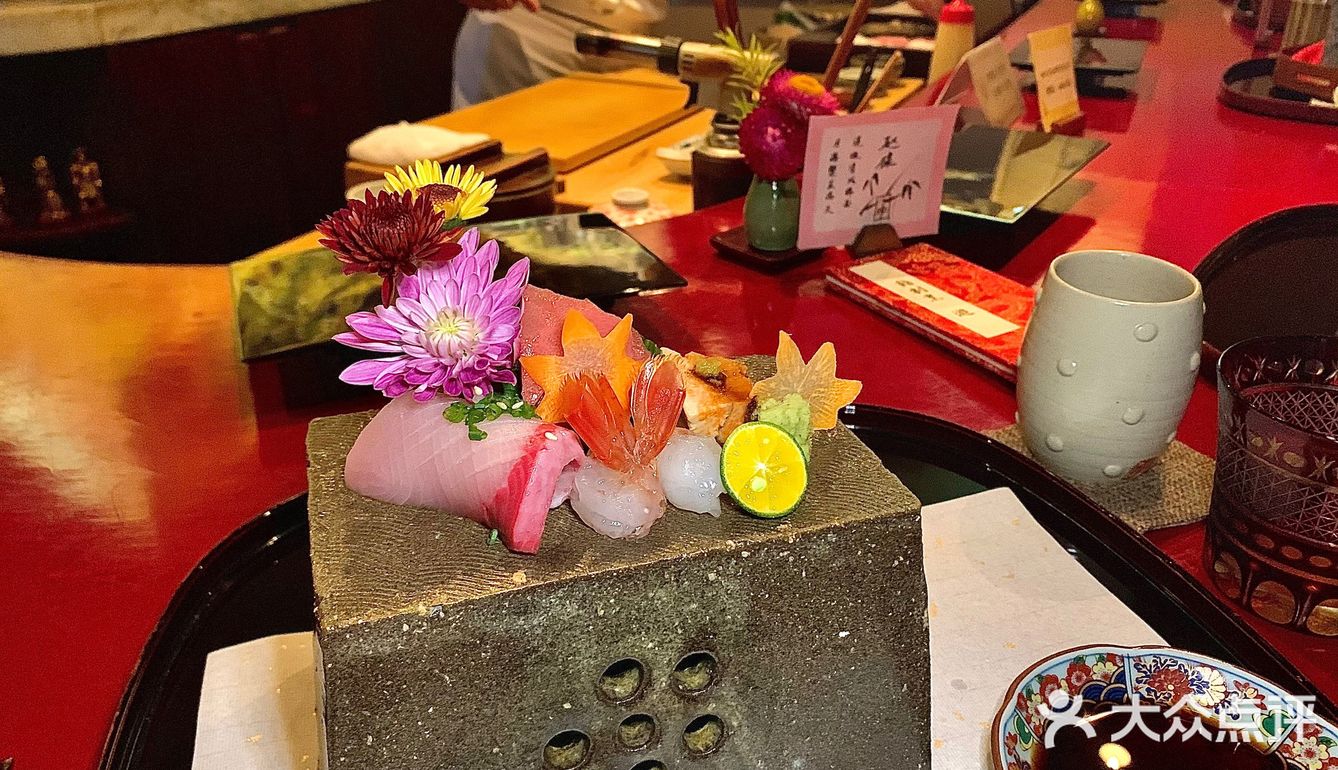 秋天约朋友一起吃个晚餐