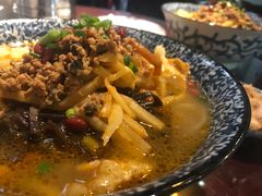 -粉家柳州螺蛳粉(杨宅路店)