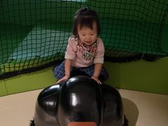 -爱睿思儿童早教亲子游泳(万象城店)