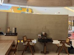 -灸春堂·艾灸·痛症·整脊连锁(之江银泰店)
