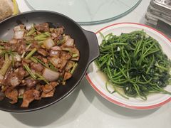 -亲回家吃饭餐厅(黄陂店)