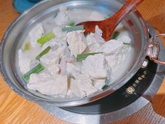 -吃饭皇帝大·土家民族菜(武陵源店)