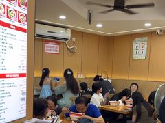 -叶伟胡辣壳面(两路口店)