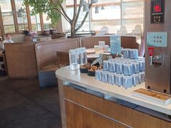 -蜜桃餐厅·伴山(湖滨商业街店)