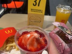 -麦当劳(轻轨曹杨路店)