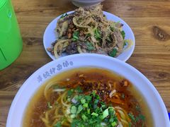 -萍姨抻面馆·鸡架冒菜(清湖店)