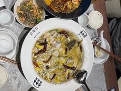 -渔语鱼新川菜Bistro(万象天地店)