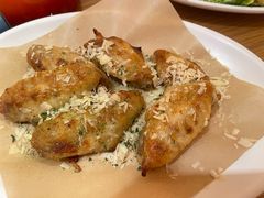 芝士蒜香鸡翅-城市大道红炉披萨烘焙坊