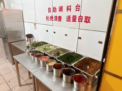 -文山荷鲜居(翠湖店)