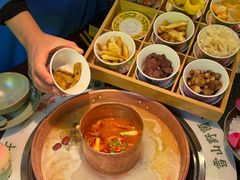 -菌自由丨野生菌火锅特色庭院餐厅(丽江古城店)