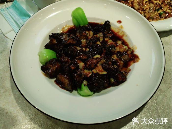 紫光园(顺义店)葱烧玛菌图片