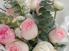 -亭亭鲜花店(中山北路店)