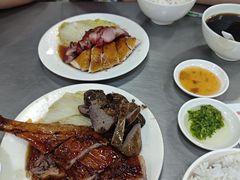 -华香鹅快餐店