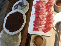 -小牛叔鲜切牛肉·火锅·烤肉自助(公济桥路店)