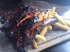 -Ribs & Burgers The Rocks