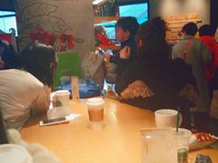 -星巴克(杭州西湖银泰1F店)