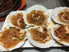 蒜蓉粉丝蒸扇贝-神洲四海大酒楼(王府井澳门中心店)