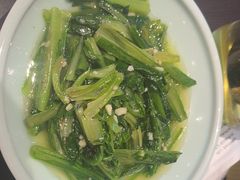 -川流不息·地道川菜·小龙虾(松东路店)