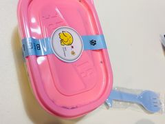奥利奥千层蛋糕盒子-蜜蜂小象·榴莲千层蛋糕(时代汇11栋店)