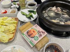 -烹然四季椰子鸡火锅(团结湖总店)