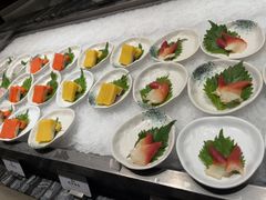 -雍容荟活帝王蟹活龙虾自助(苏宁旗舰店)