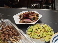 -许哥东北烧烤·铁丳烤串·宫后夹肉(繁花中心店)