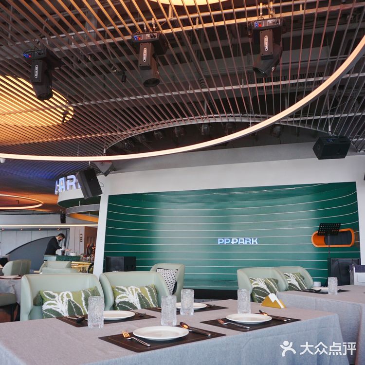 外滩701美食与江畔美景的完美结合