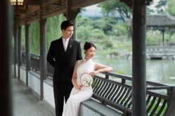 -雪中彩影婚纱摄影·微光艺术中心