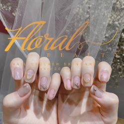 -济南花里美甲美睫