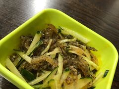 凉拌鱼皮-泰哥经典云吞(望牛墩店)