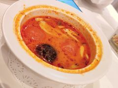 冬阴功汤-新加坡海鲜共和(名胜世界圣淘沙海滨坊)