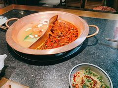 -山城鼎重庆老火锅(西安钟楼店)