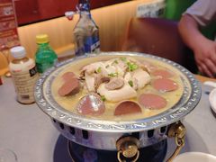 东北杀猪菜-金手勺东北菜馆(大屯北路店)