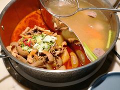 -左庭右院鲜牛肉火锅(浦江欢乐颂店)