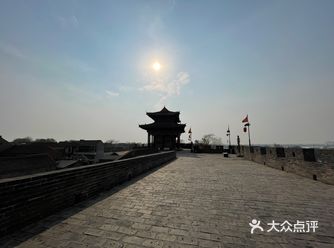 位于邯郸城东的一个古城,隋唐时期的,原为一个土城