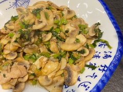 雪菜蘑菇里脊-卤鸭儿(小河路店)