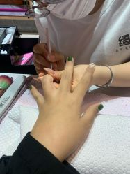 -缪斯美甲美睫